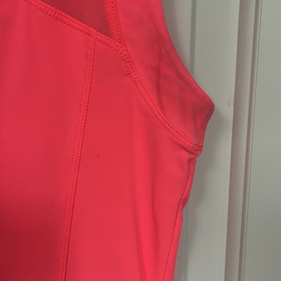 Lorna Jane top - Picture 5 of 7